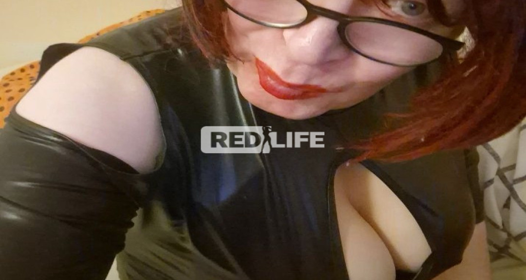 Hi there busty tgirl here